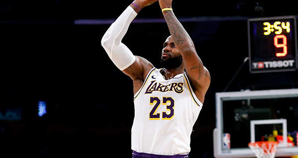 Lebon James To Change Jersey Number From No. 6 to No. 23